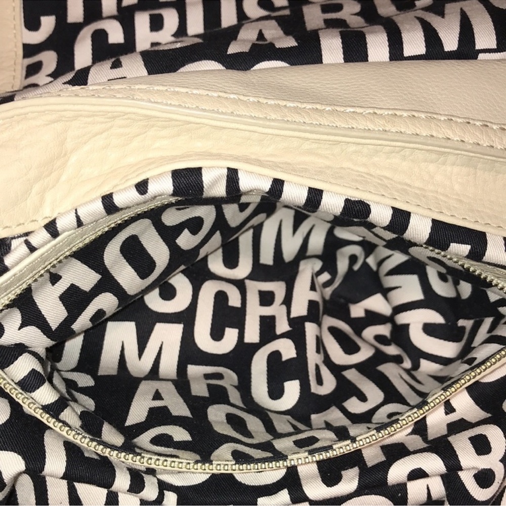Marc by Marc Jacobs cream pebble leather purse - Picture 13 of 16
